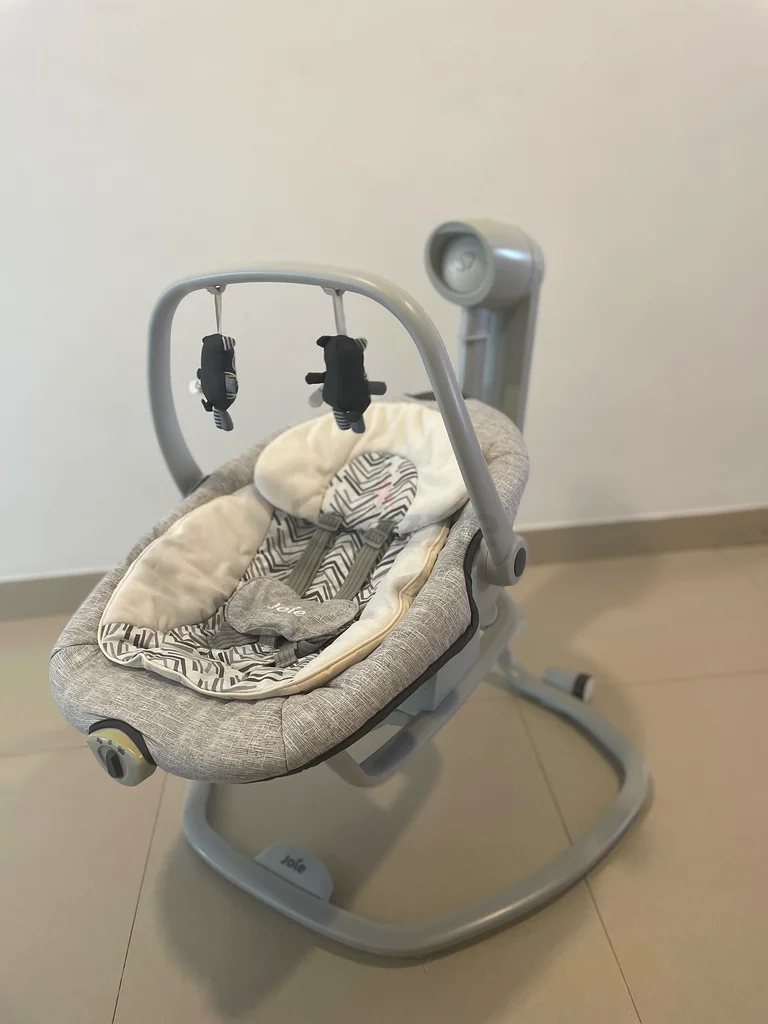 Baby swing63196133801857112