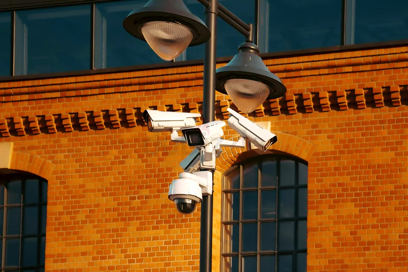 Abu Dhabi Villa CCTV Deals – Keep Your Family Safe632168416442911117