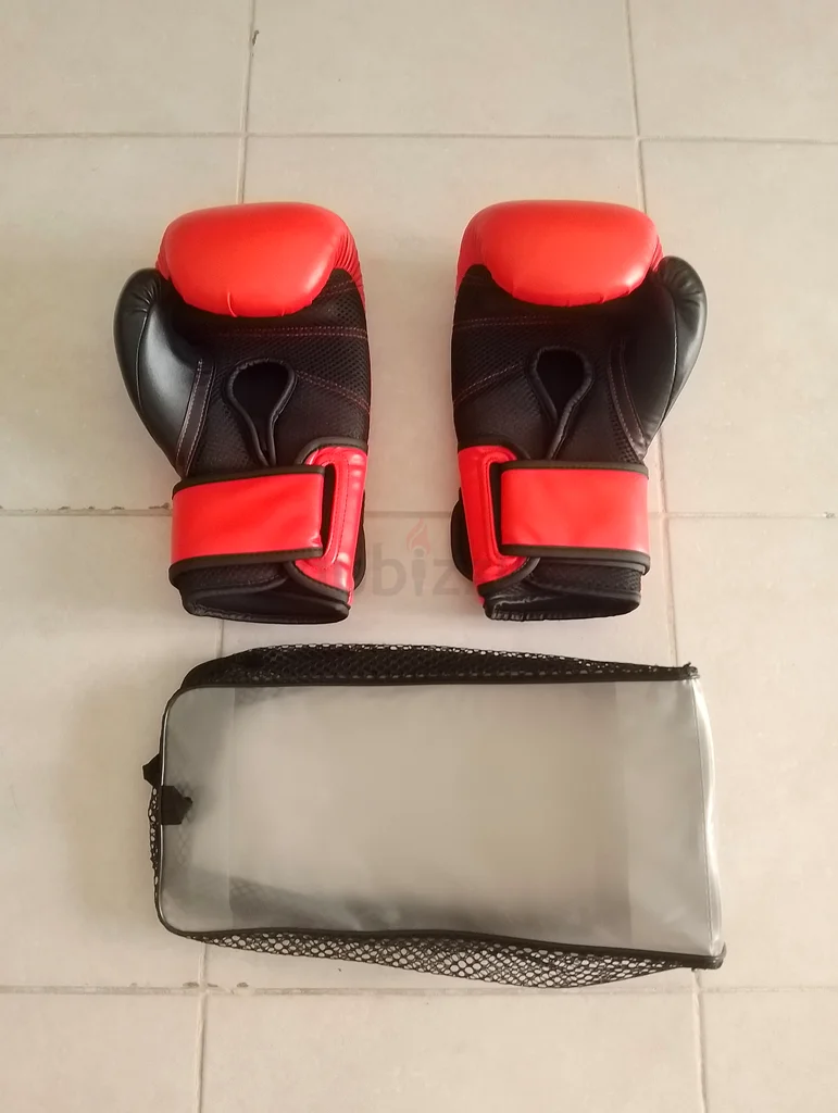 Everlast Powerlock Training Gloves (Never Used)63241655696259111