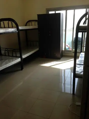 Furnished Ladies Bed Spaces in Murraqabat Near Salah Al Deen Metro