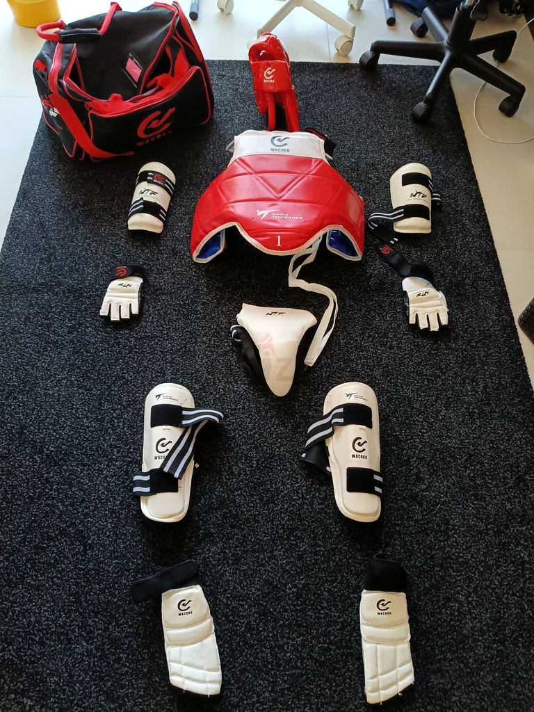 Complete Taekwondo Gear Set - Perfect for Training!63241655689345111