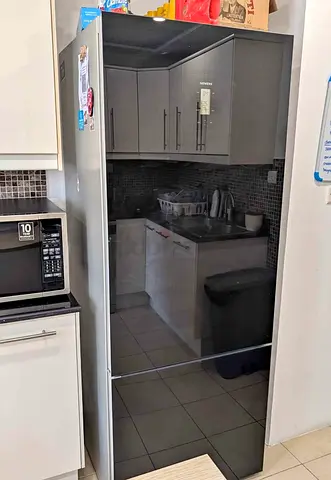 Siemens Bottom Freezer Refrigerator