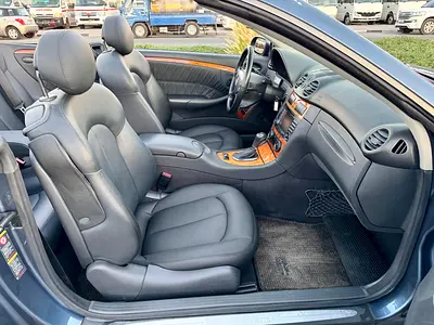 صورة 13 لـ 2005 Mercedes-BENZ CLK