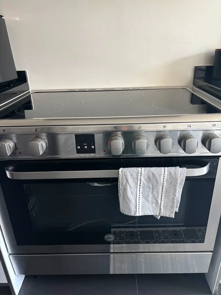 Electric Cooker for sale