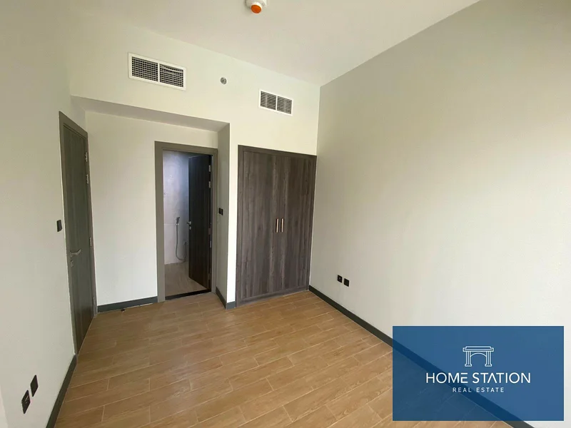 READY TO MOVE | SPACIOUS | VACANT | PRIME LOCATION62888381922178113