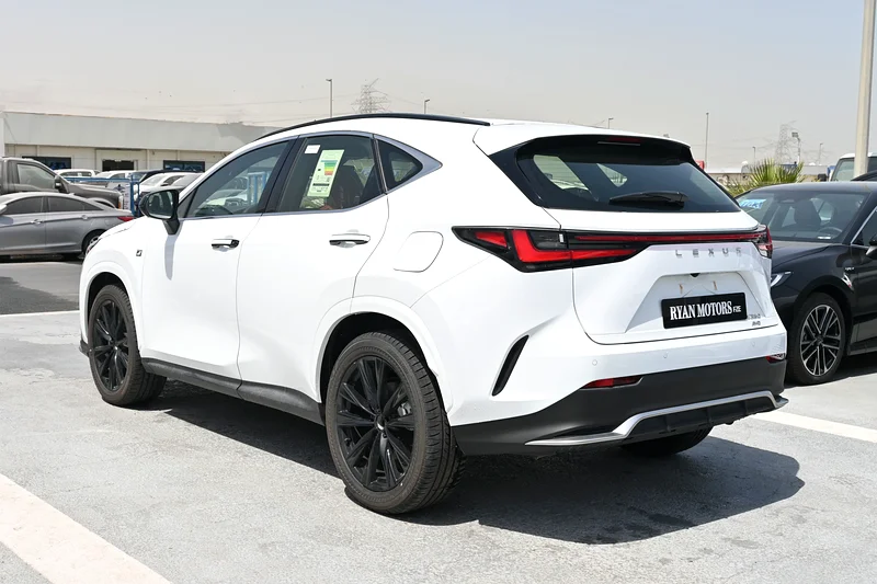 F Sport 2.4 لتر لكزس NX350 F-Sport 2.4 لتر توربو بنزين دفع كلي للعجلات موديل 2024، اللون أبيض63232140069890113