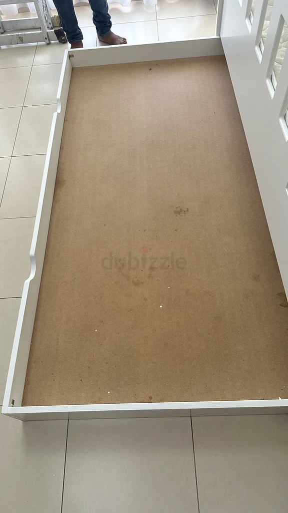 Dubai62863822317571112