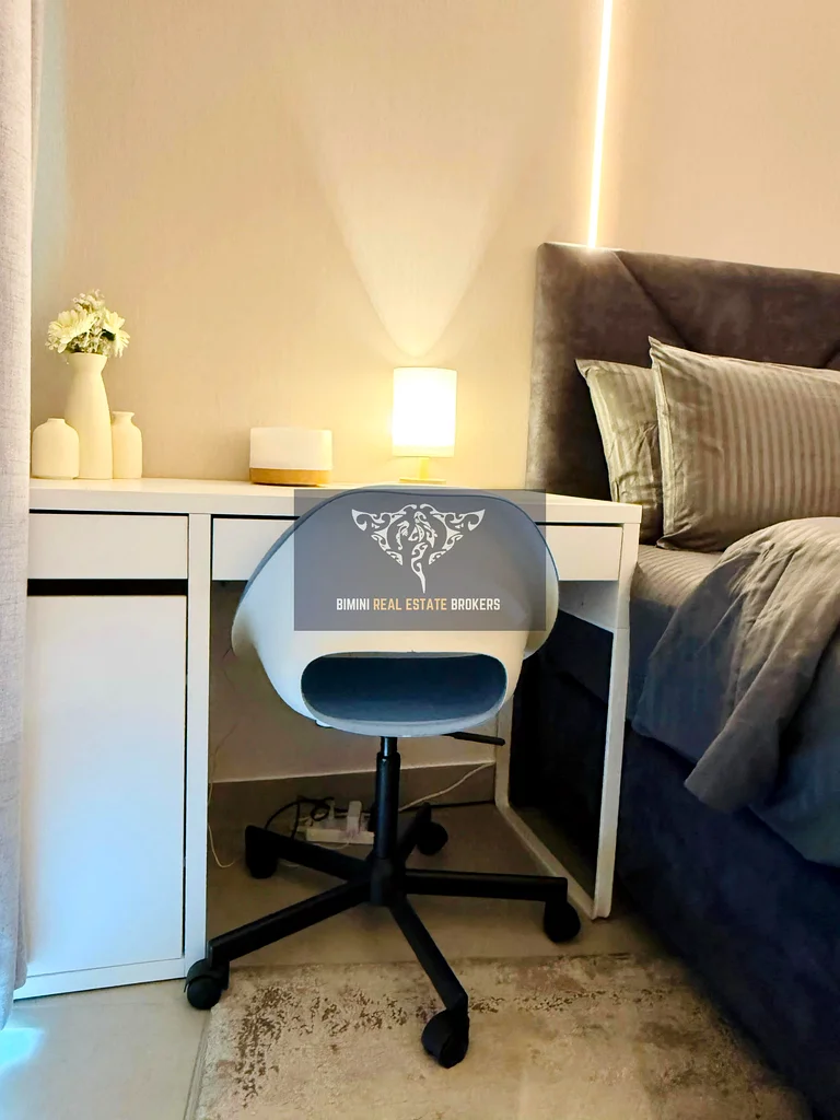 Stylish Studio with Pool View - Balcony - Laundry62890343233154113