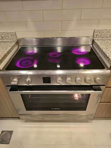 Bosch series 8 electric ceramic stove 90x60cm 5zone freestanding