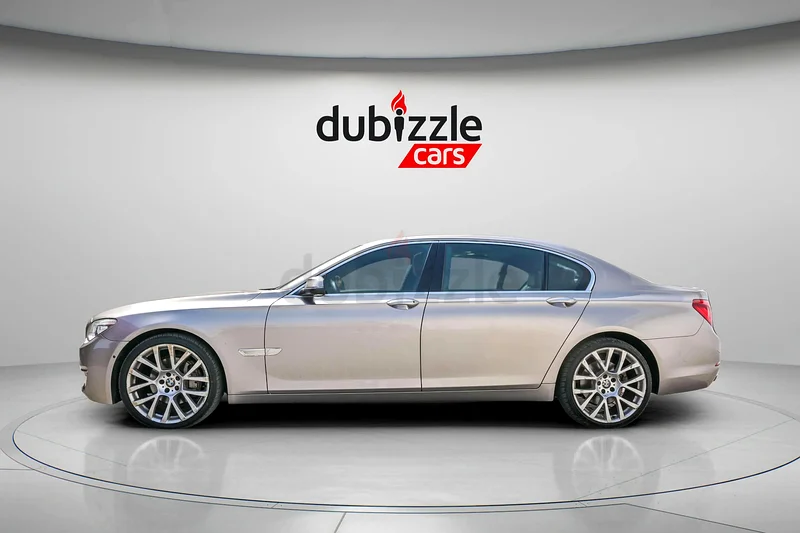 AED 2324/month | 2014 BMW 7-Series  | GCC Specs | Ref#32425363160610268034114