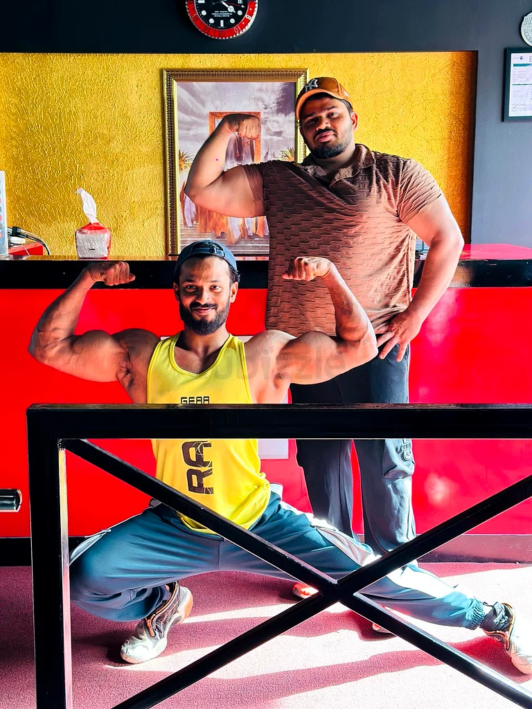 Personal trainer63220333343491112