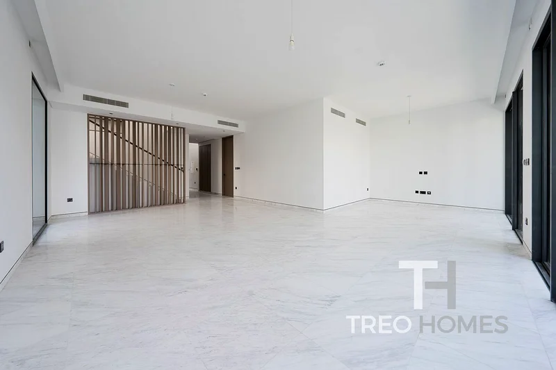 Fully Upgraded | Five Bedroom | Vacant soon62863766344067111