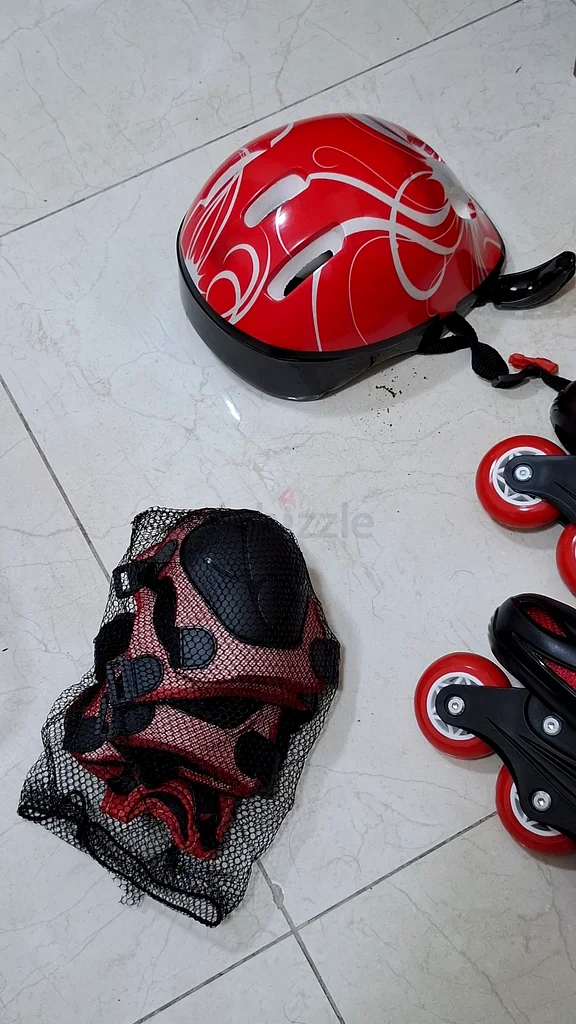 Roll Into Fun with These Stylish Inline Skates!63246246318467112