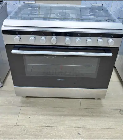 Simens full gas cooker good condition super working
