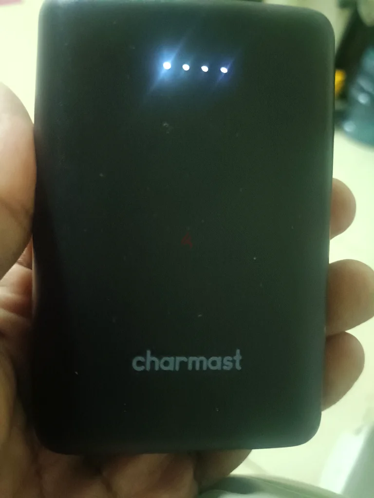 Charmest compact 10000 power bank63262931138818112