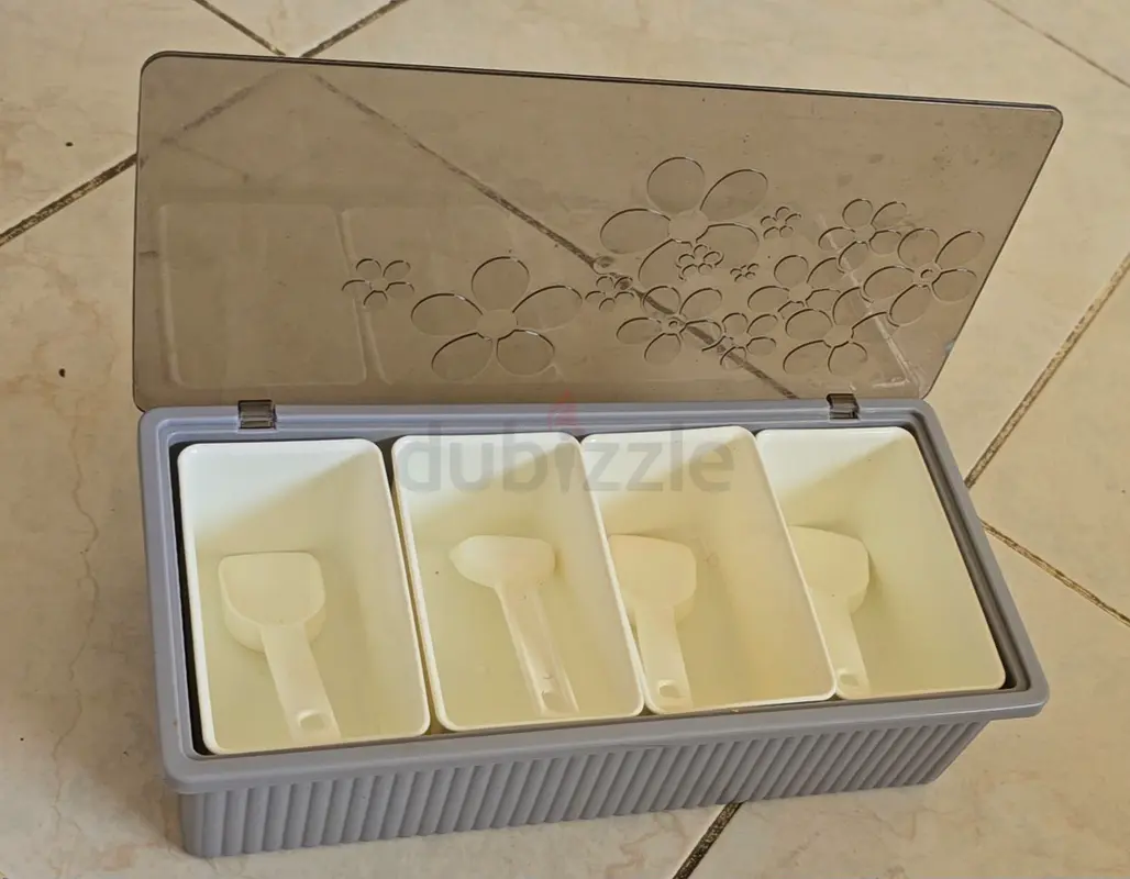 Spice containers63215374991363110