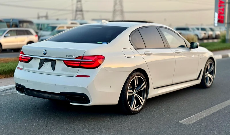 BMW 750i 2016 88,000 km - Brown Interior - Japan Import - Clean Title63411931226499113