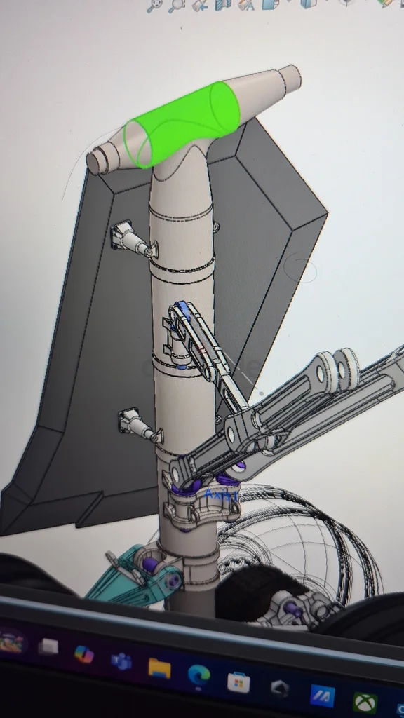 تصميم حر ببرنامج SolidWorks أو Catia V5 أو Creo62866838633475111