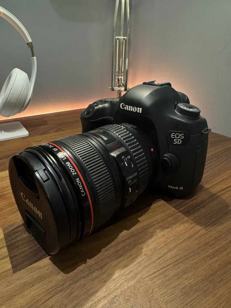 كاميرا كانون EOS 5D Mark III مجموعة (مع الصندوق والإكسسوارات)62931671877249112