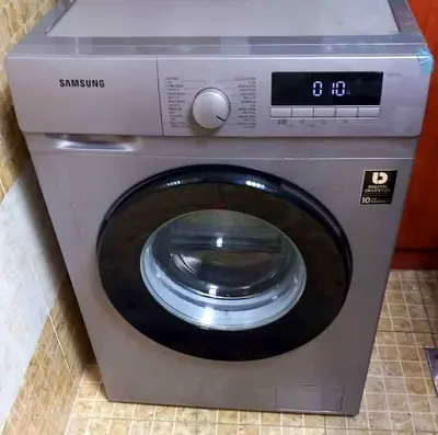 Samsung 7kg latest machine good condition super working