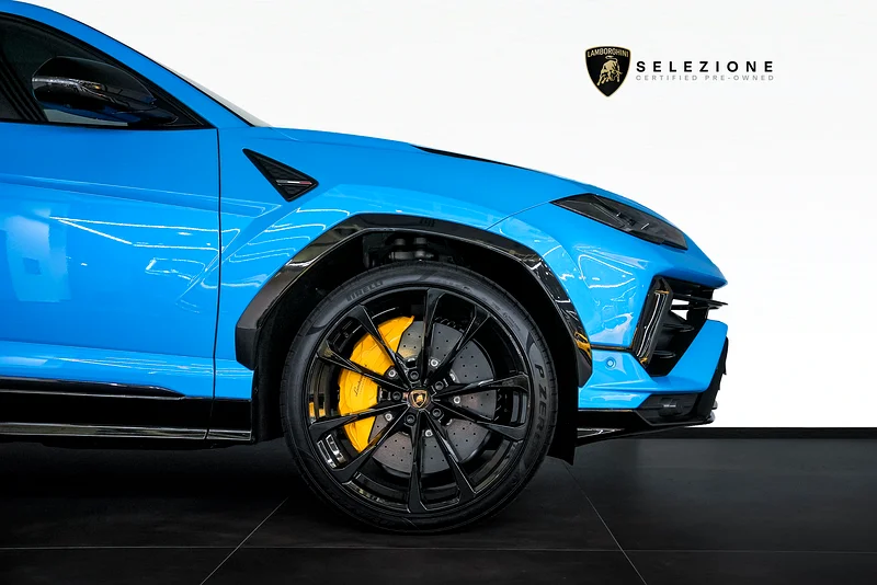Lamborghini URUS S63177939098627114