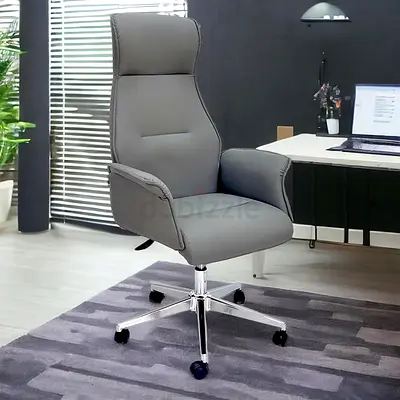 Executive leather revolving chair