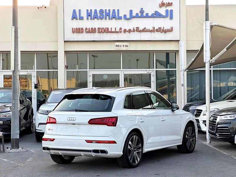 Audi SQ5 2018, Gulf specifications, luxury sports car63167090863747112
