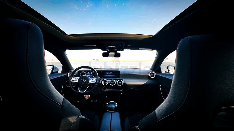 Stunning 2022 Mercedes-Benz CLA 200 White – Four-Door Coupé, 360 Camera, Apple CarPlay, Accident-Fre63145813968643114
