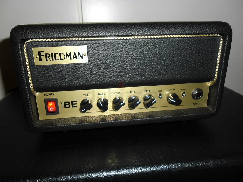 مضخم جيتار FRIEDMAN BE ميني (رأس 30 واط)632640752188191119