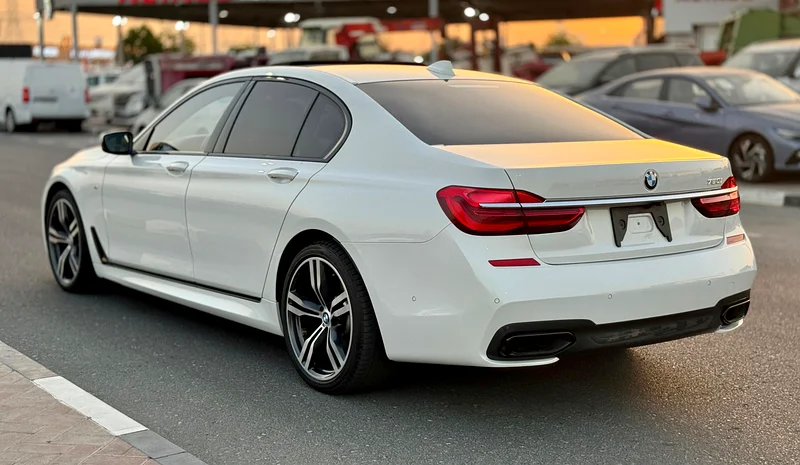 BMW 750i 2016 88,000 km - Brown Interior - Japan Import - Clean Title63411931226499114