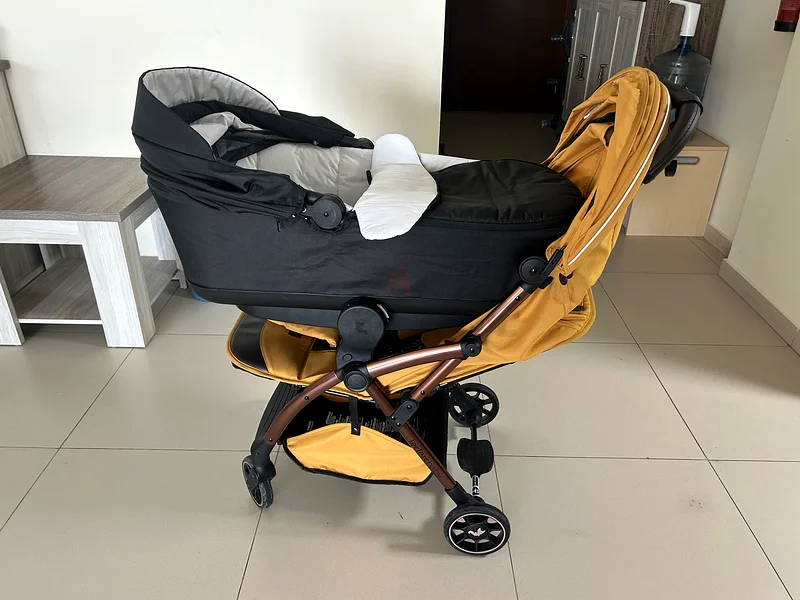 Leclerc bassinet with Adapters63195625662338113