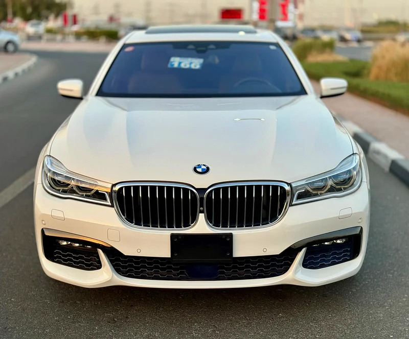 BMW 750i 2016 88,000 km - Brown Interior - Japan Import - Clean Title63411931226499112