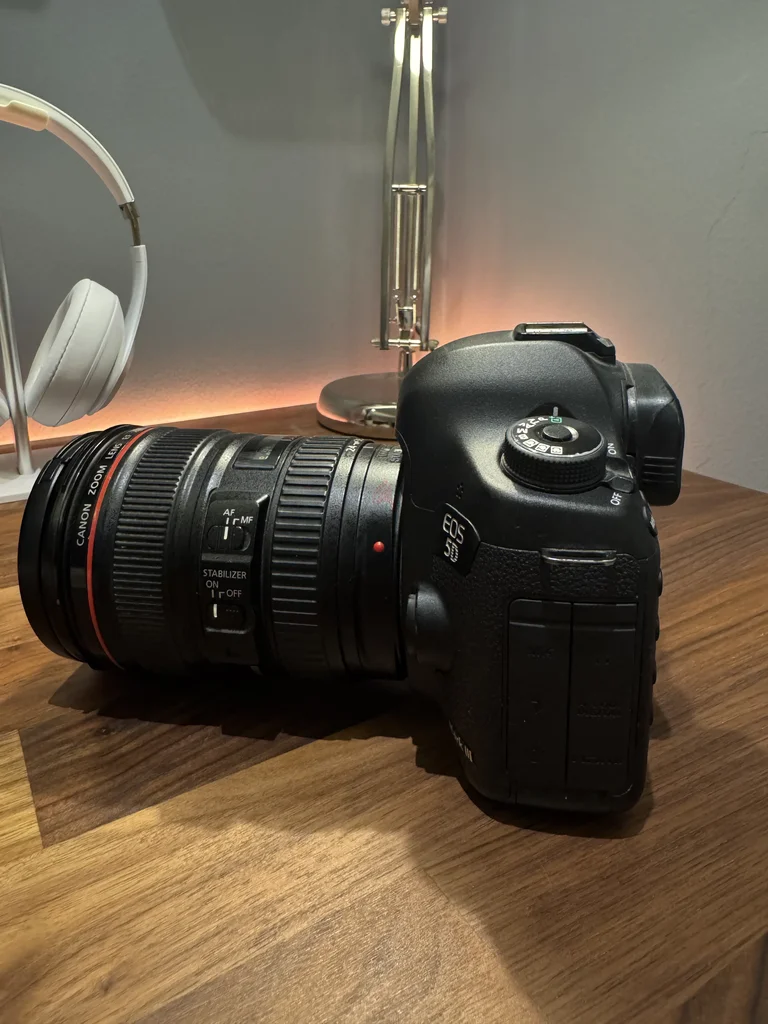 كاميرا كانون EOS 5D Mark III مجموعة (مع الصندوق والإكسسوارات)62931671877249113
