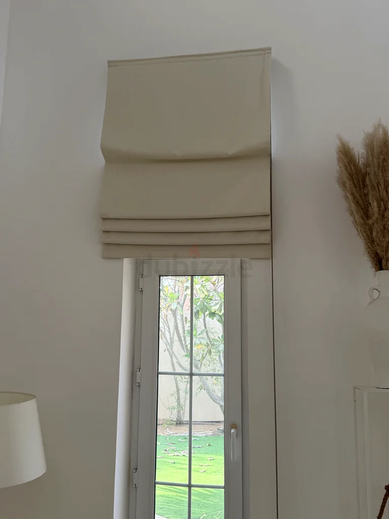 Full set of beige curtains for Arabian Ranches 1 Mirador 5 BR villa62865809044482112