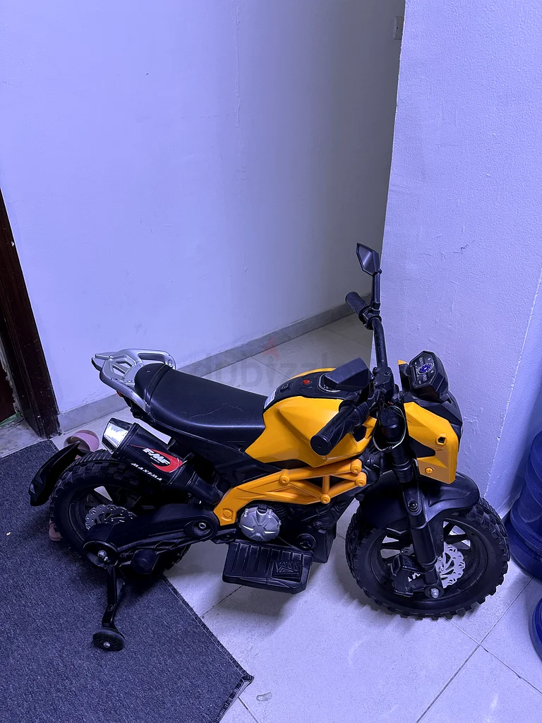 Electric Scooter - Zippy and Fun to Ride!63207405971202113