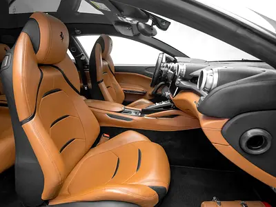 صورة 11 لـ 2019 Ferrari GTC4 LUSSO