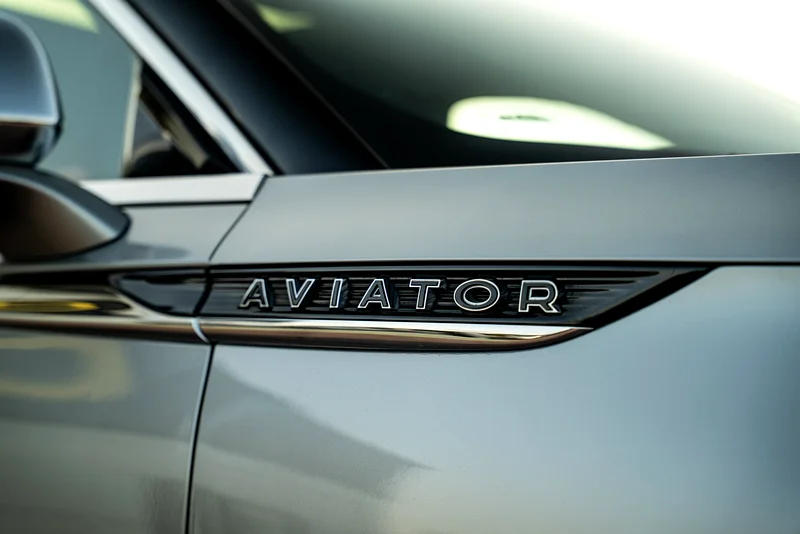With Agency Warranty/Service Package - 2022 Lincoln Aviator Presidential GCC63134988021890112