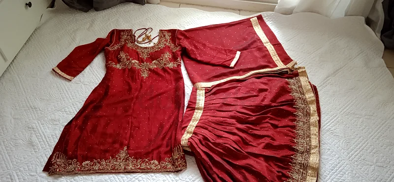 Elegant Red Traditional Outfit with Intricate Embroidery63240130903810111