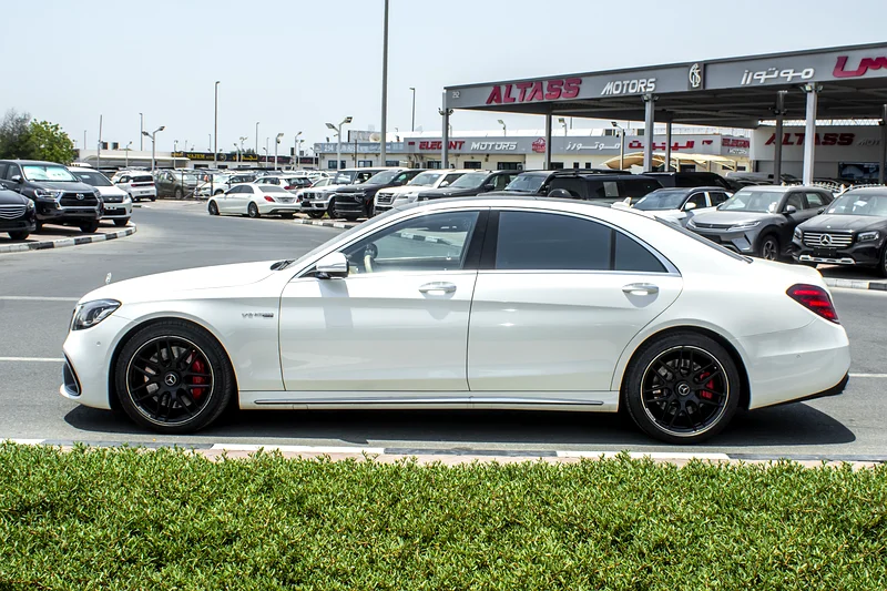 2018- Merc. S63 AMG • Immaculate Condition - 49,000 Km Done62931645734913113