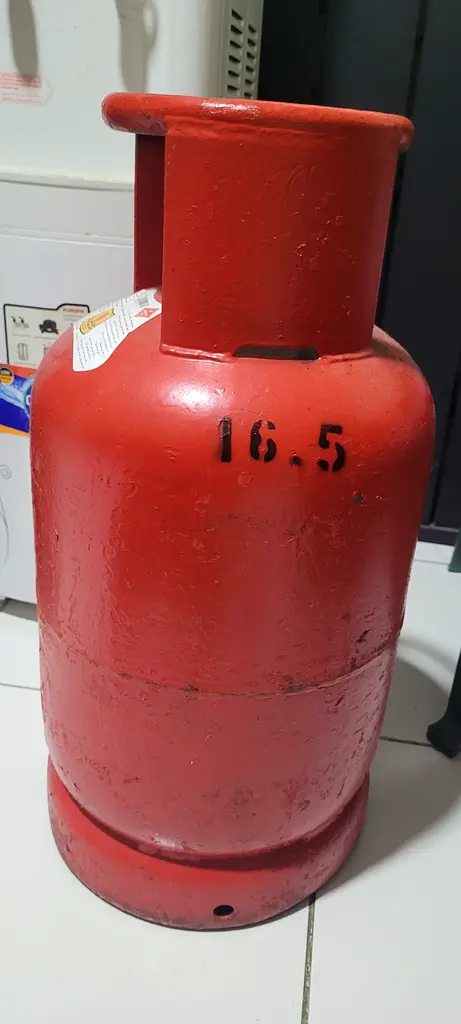 Reliable Gas Cylinder for Your Cooking Needs!