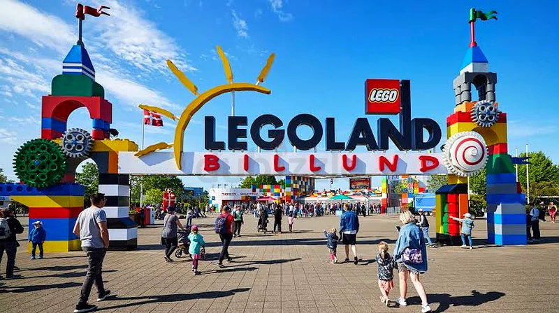 Legoland tickets629296561497611110