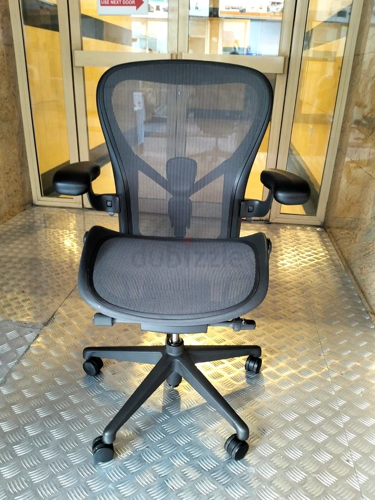Herman miller remasterd chair for sell63219348968067112