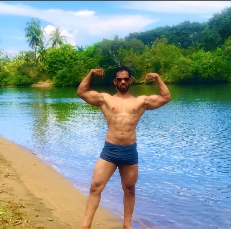 Personal trainer63221352503681111