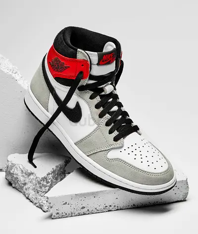 Nike Air Jordan 1 High light smoke grey