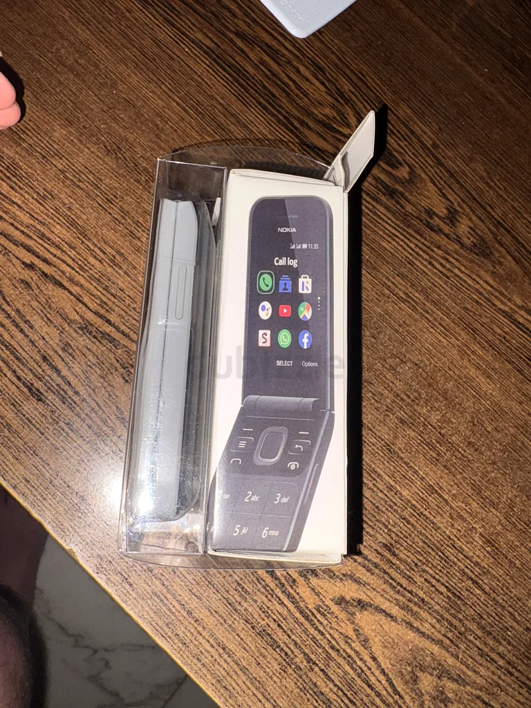 نوكيا 2720 فليب 4G63213435816961113