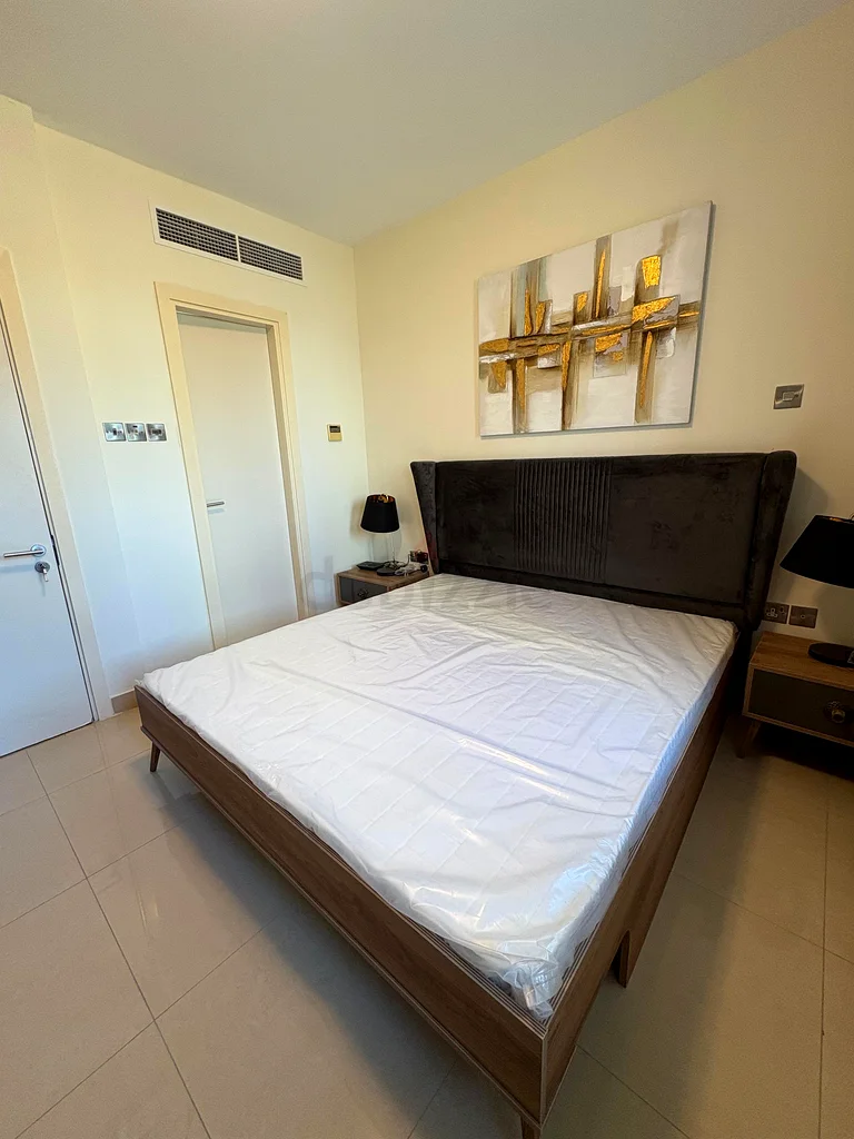 غرفة رئيسية مريحة متاحة في JVC63795743505922111