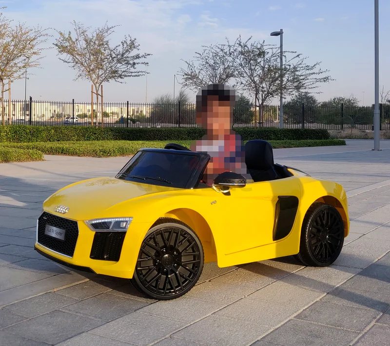 سيارة أطفال مجانية تعمل بالتحكم عن بعد – تحتاج إلى شاحن632640644744981123