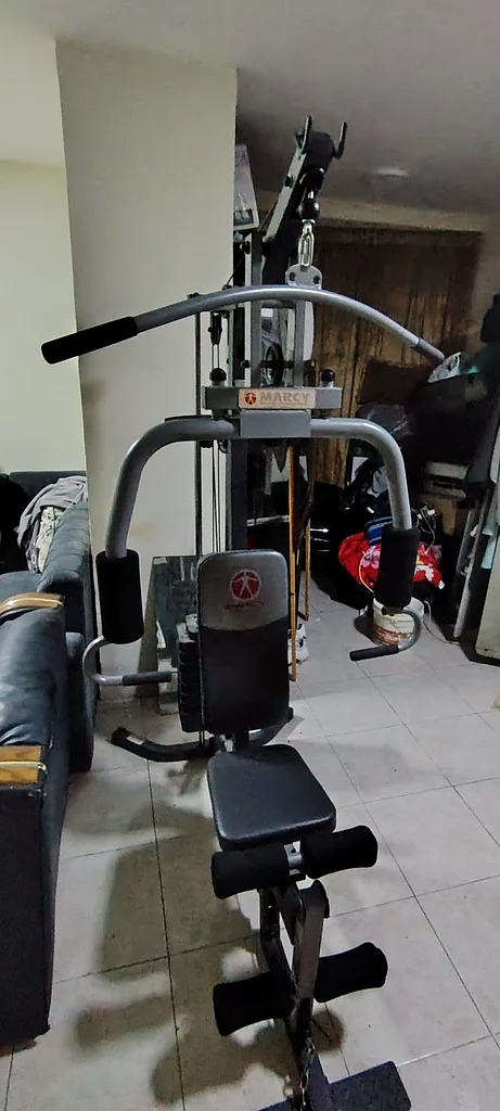 معدات صالة الألعاب الرياضية المنزلية المثالية - محطة تدريب متعددة الوظائف!63242691228163112