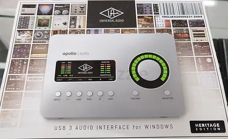 Universal Audio Apollo Solo Heritage Edition USB-C Audio Interface with UAD DSP 2-in/4-out with 2 Un
