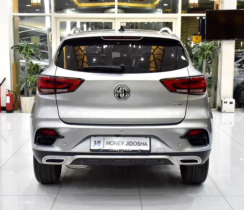 AED 650 EMI for 5 years | MG ZS (2023 Model) in Silver Color, GCC Specs63179345761027114